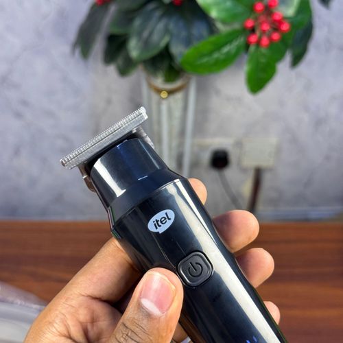 Itel Powerful Hair Trimmer - 360 mins runtime, Digital power display, Powerful motor with sharp blades, Type-C charging (Black)