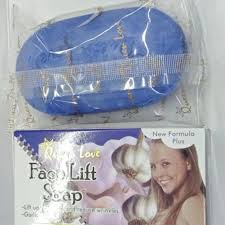 🔥 ORDER 1, WE SEND 2 — Queen Love Face Lift Soap | Firms & Lifts + Brightens Skin + Reduces Fine Lines | KSh 1,400